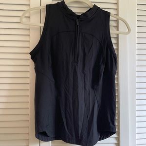 Lululemon tennis half zip top, size 4